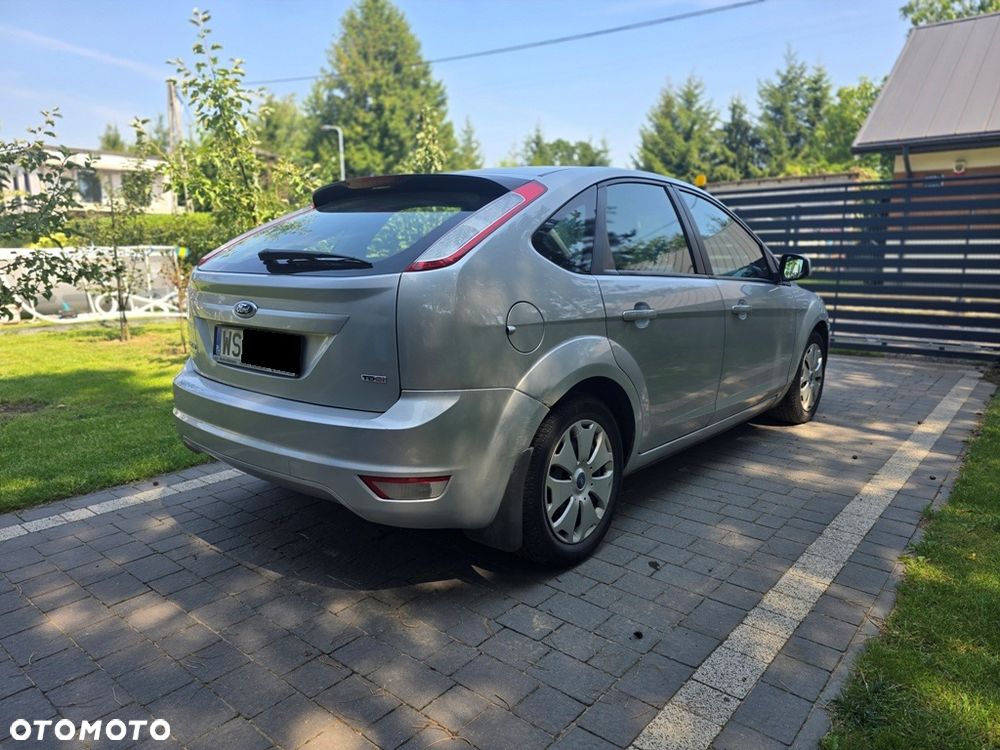 Ford Focus 1.6 TDCi Ambiente - 8