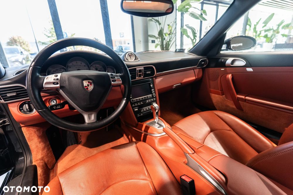 Porsche 911 Turbo Tiptronic S - 11