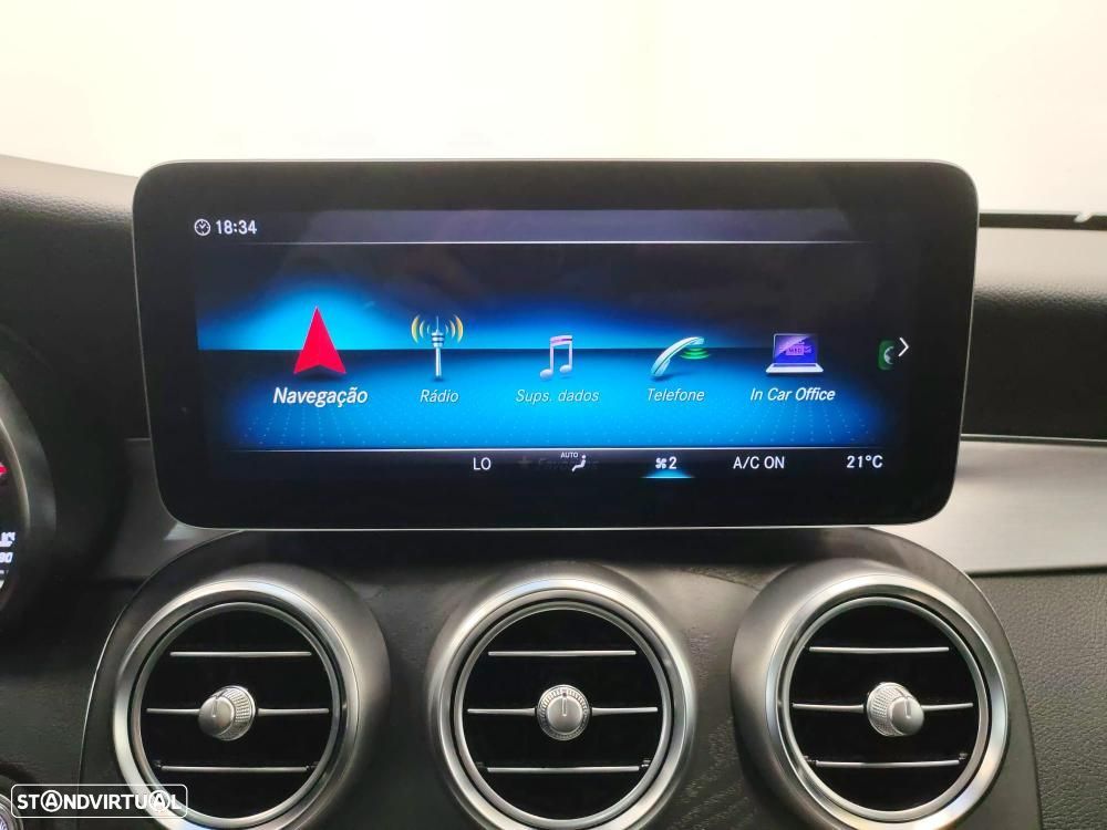 Mercedes-Benz C 300 d AMG Line - 23