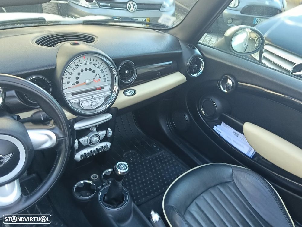 MINI Cabrio Cooper S - 34