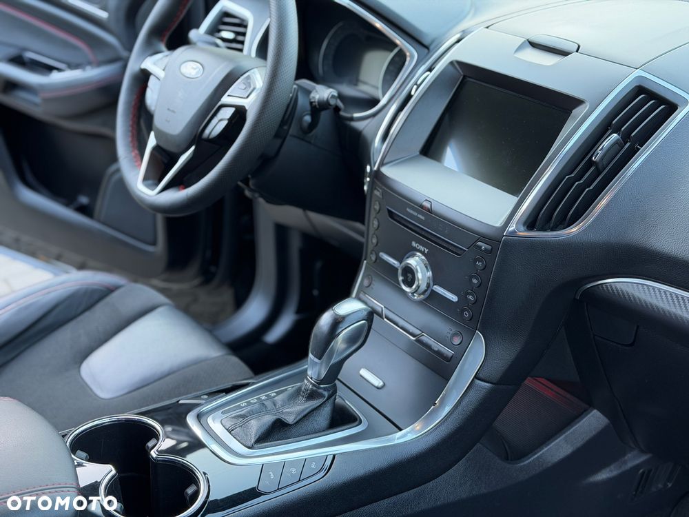 Ford S-Max 2.0 EcoBlue ST-Line - 28