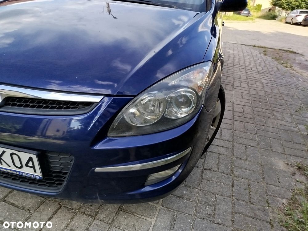 Hyundai i30 1.6 Comfort - 21