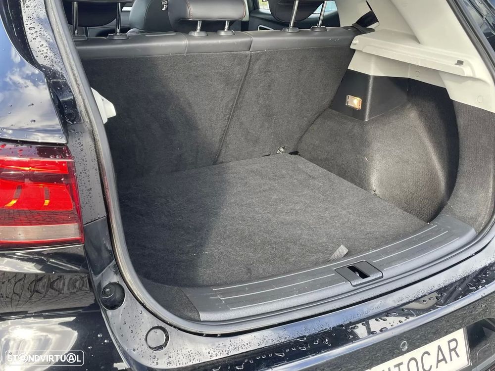 MG ZS Luxury - 22