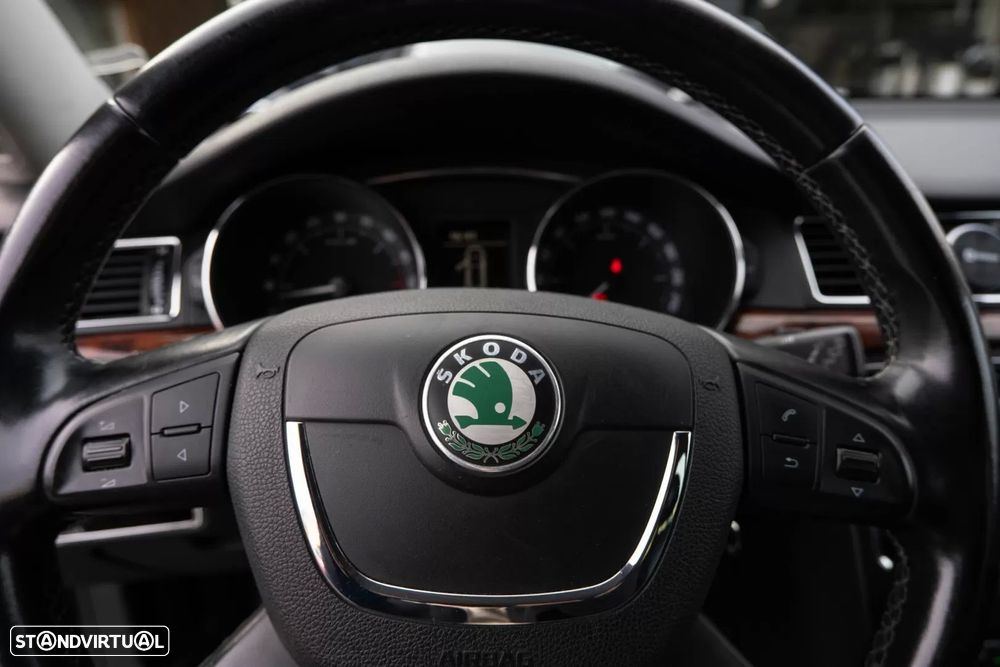 Skoda Superb Break 1.6 TDI Elegance - 23