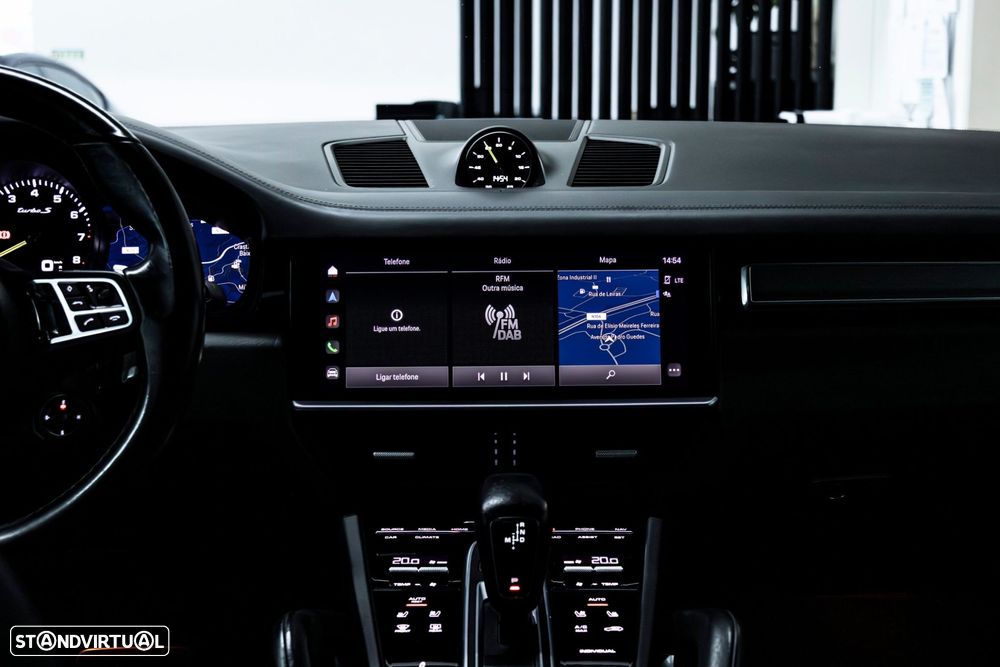 Porsche Cayenne Coupé Turbo S E-Hybrid - 36