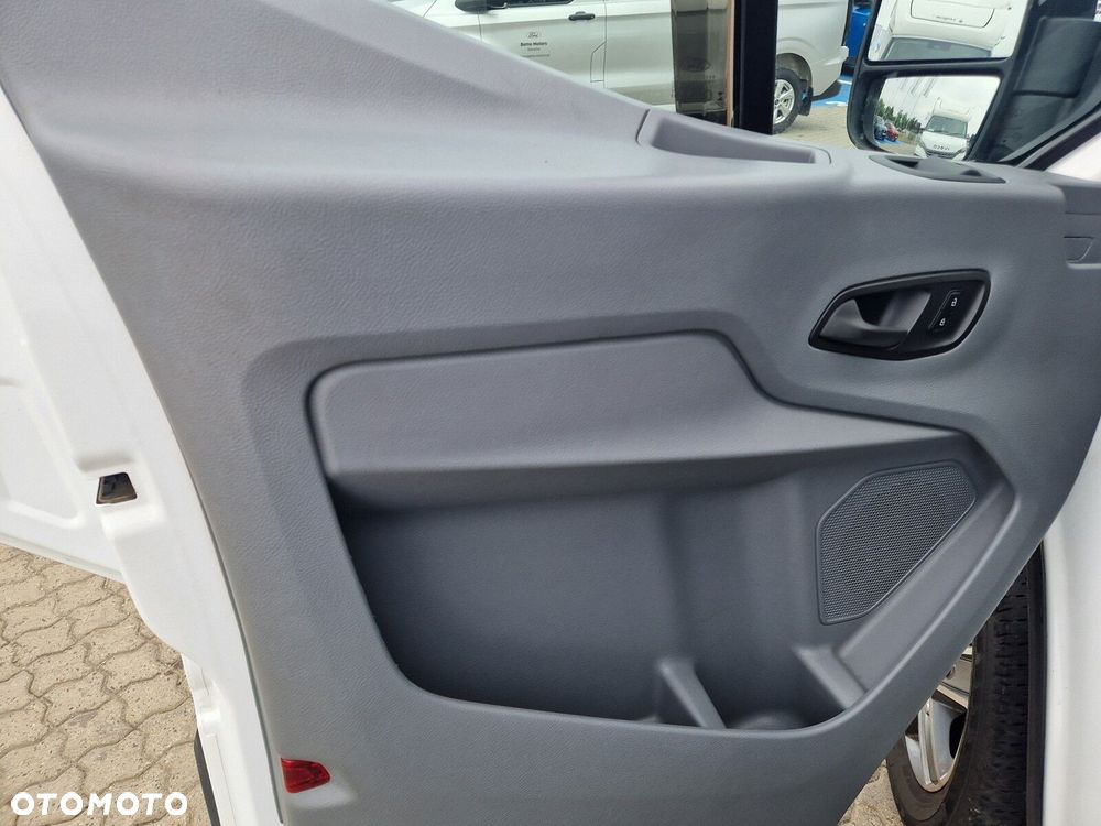 Ford transit Trend - 25