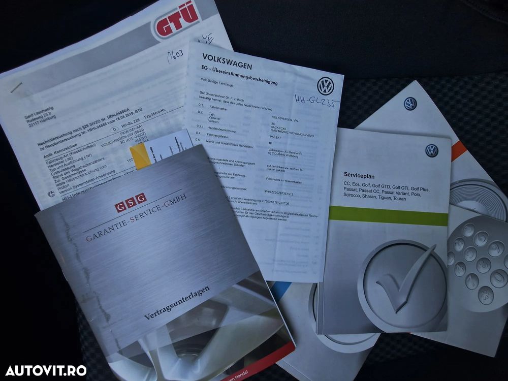 Volkswagen Passat Variant 1.6 TDI DPF BlueMotion Technology Comfortline - 27