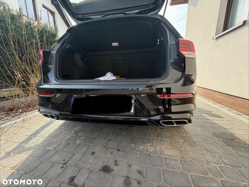 Volkswagen Golf 2.0 TDI R-Line DSG - 11