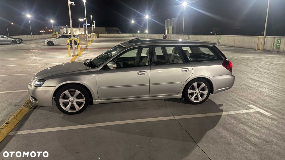 Subaru Legacy - 4