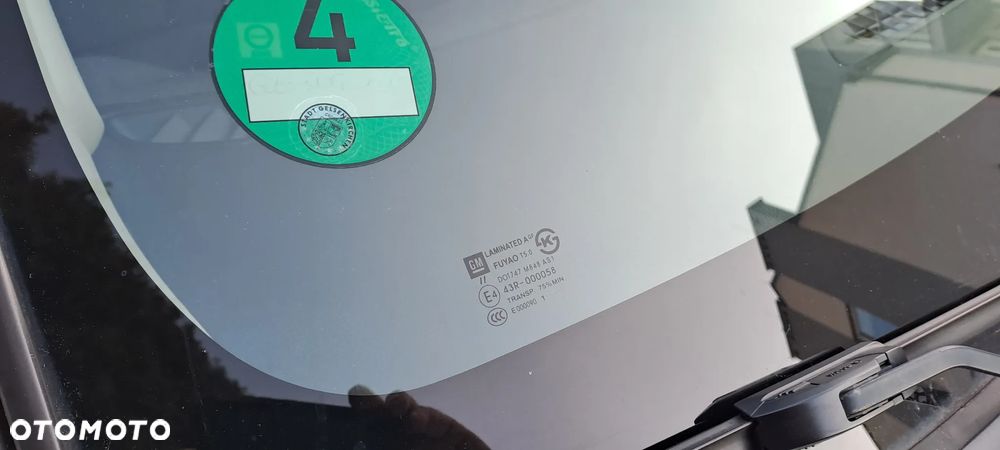 Chevrolet Cruze 1.8 LTZ - 24