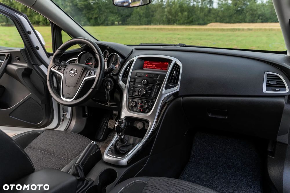 Opel Astra 1.6 Style - 29