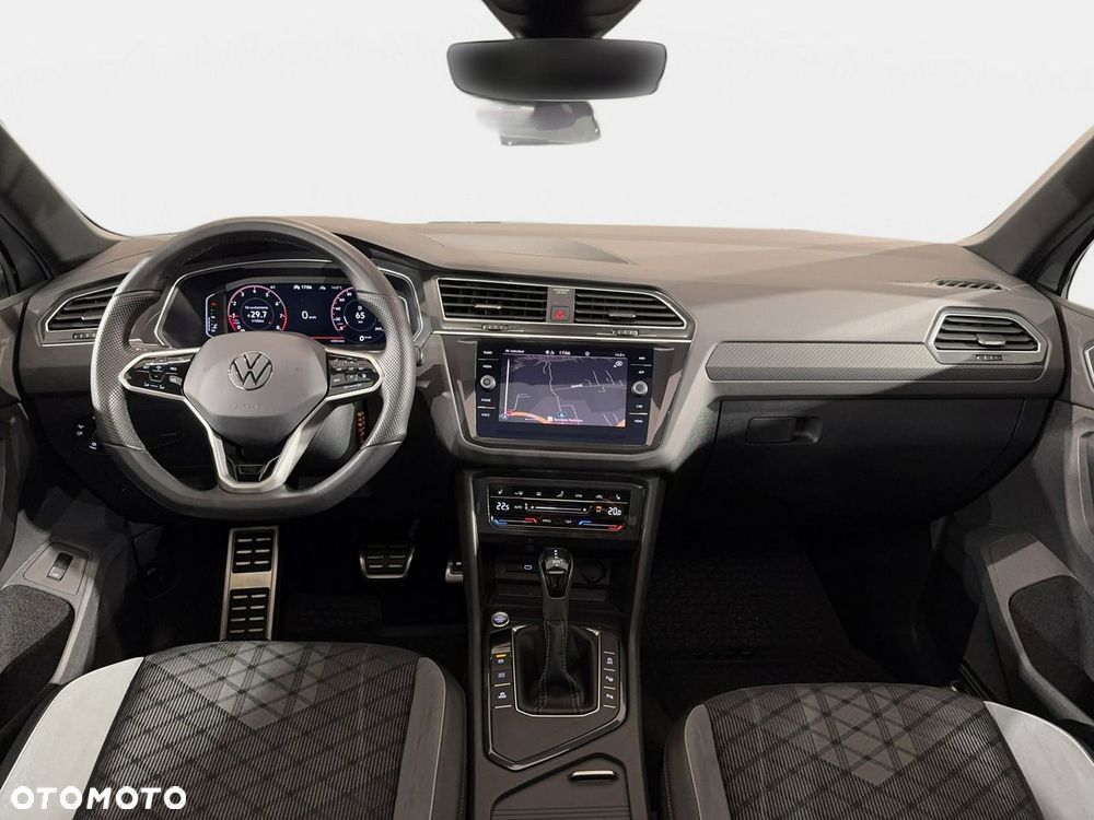 Volkswagen Tiguan - 19
