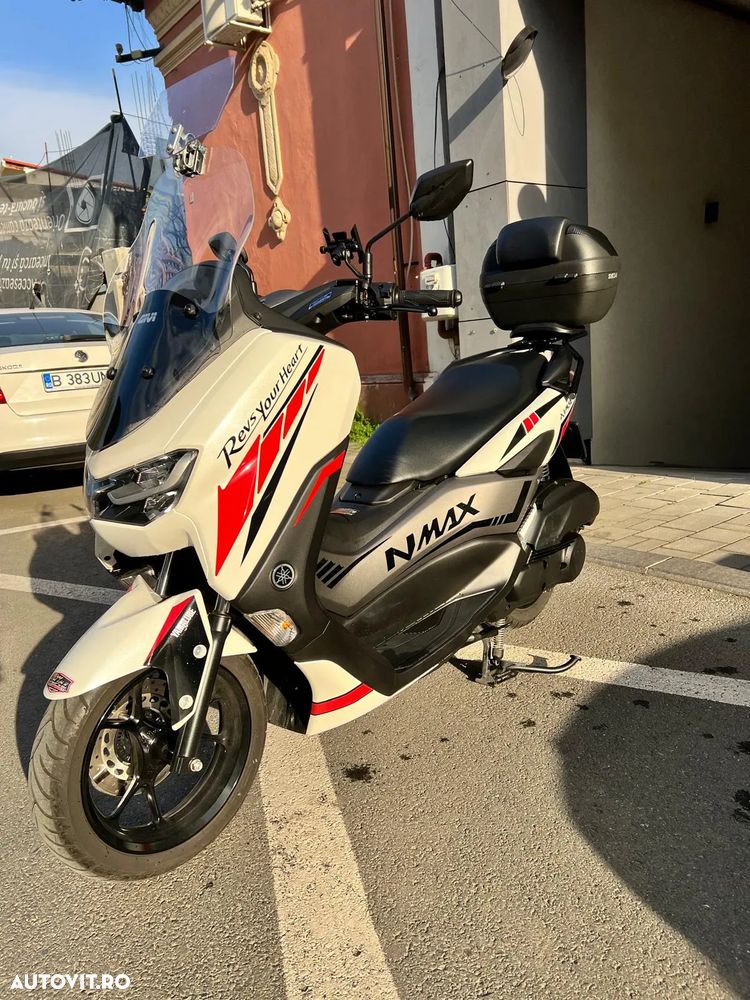 Yamaha X - 8