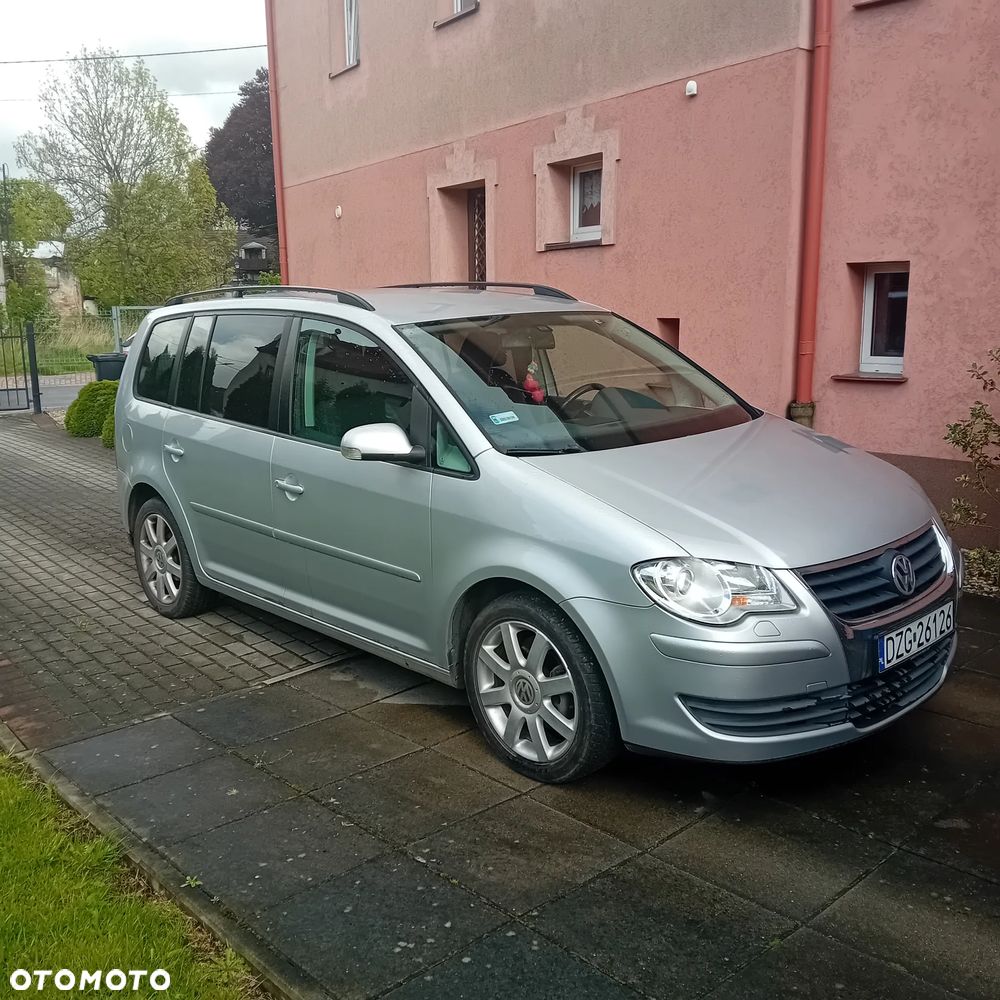 Volkswagen Touran 1.9 TDI DPF DSG Trendline - 2