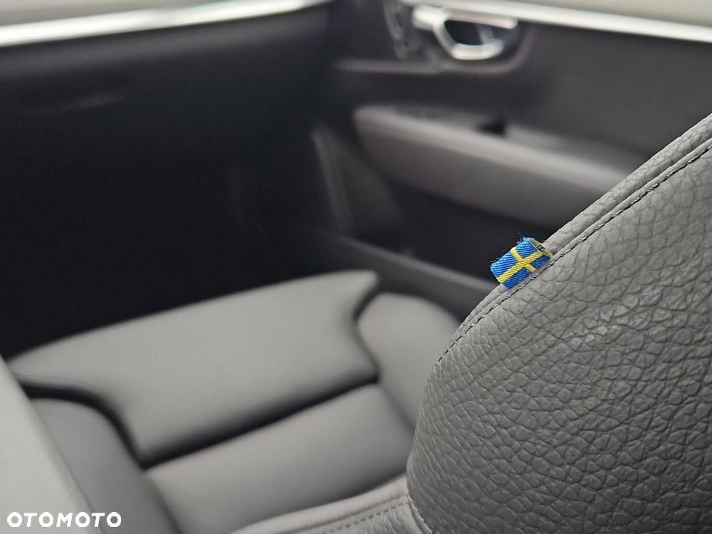 Volvo S90 - 25