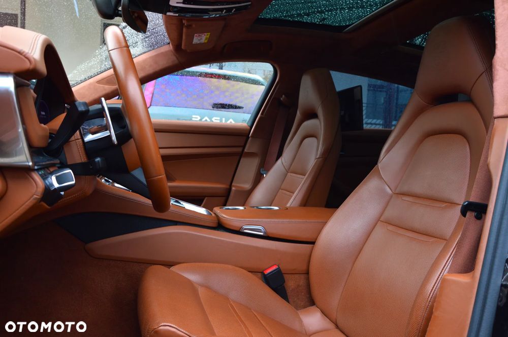 Porsche Panamera Turbo S E-Hybrid Executive - 13