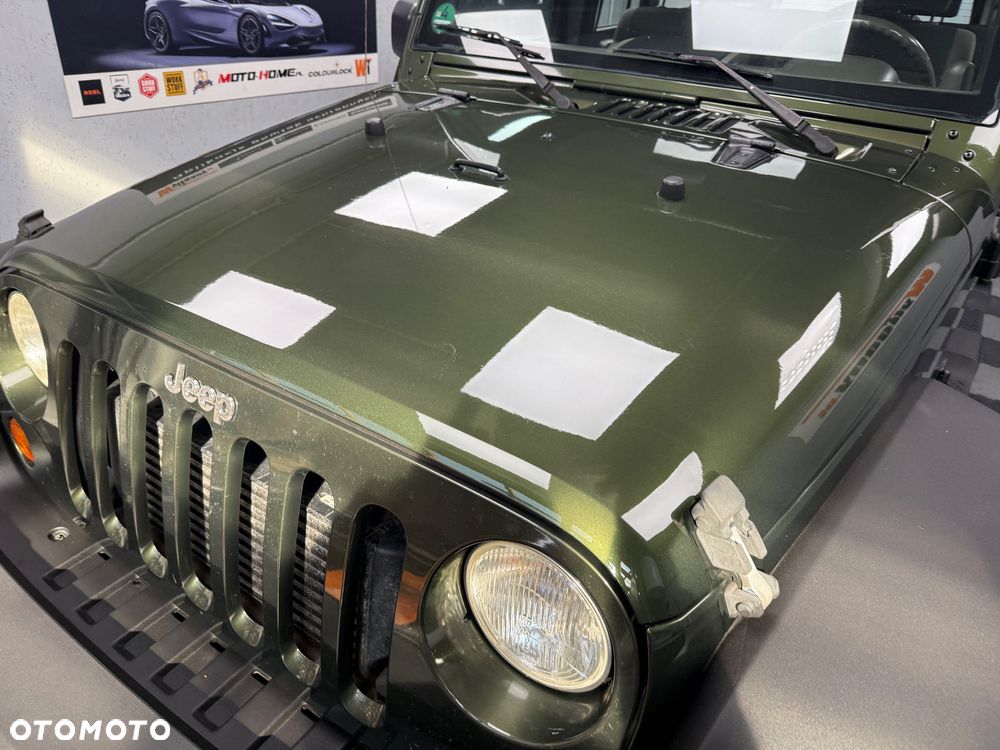 Jeep Wrangler - 31