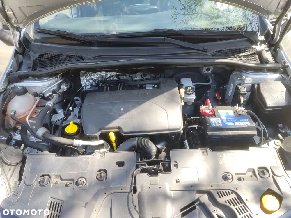 Renault Clio 1.2 16V Confort Privilege - 21