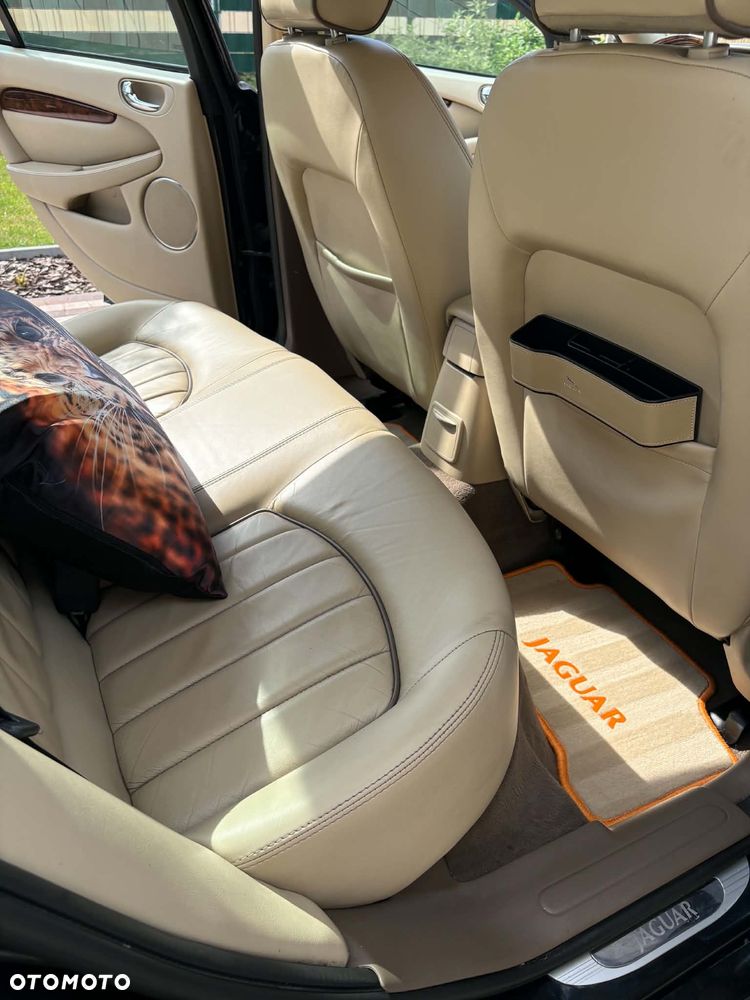 Jaguar X-Type 2.0 D Entry/Classic - 13