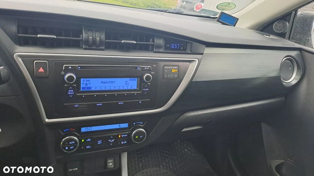 Toyota Auris 1.6 Active - 15