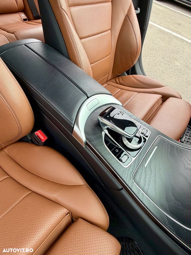 Mercedes-Benz C 300 e 9G-TRONIC AMG Line - 12