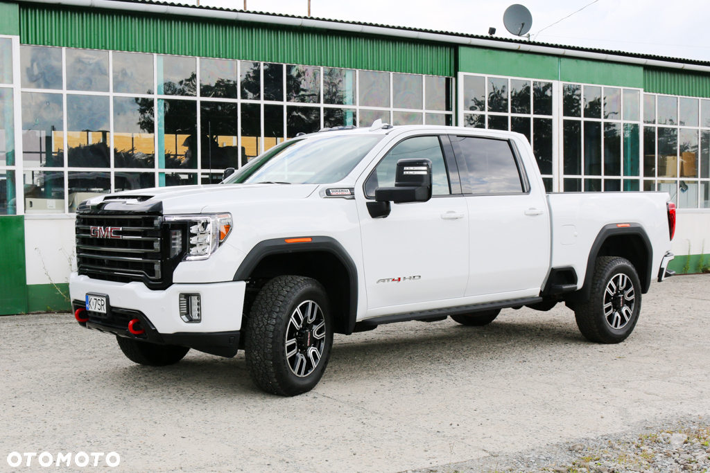 GMC Sierra - 2
