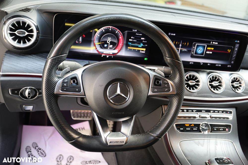 Mercedes-Benz E 200 9G-TRONIC AMG Line - 11