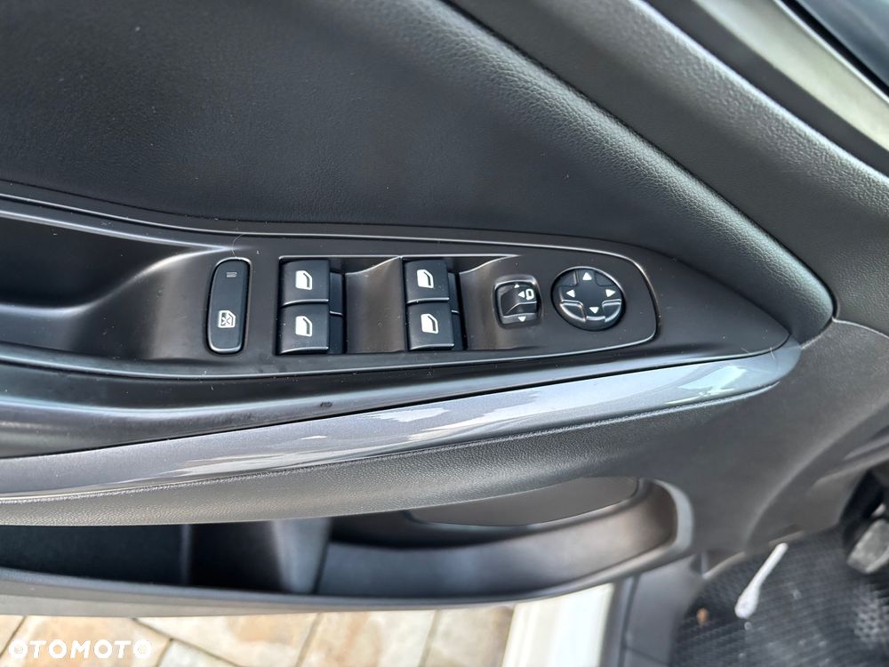 Opel Grandland X - 32