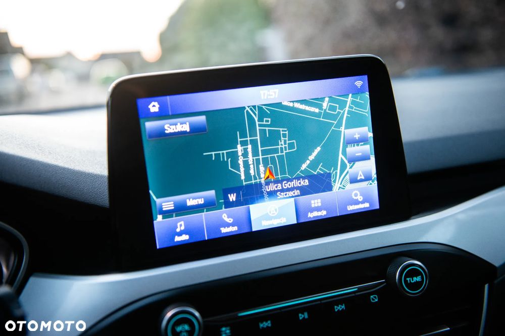 Ford Focus SW 1.5 EcoBlue S&S TITANIUM - 21