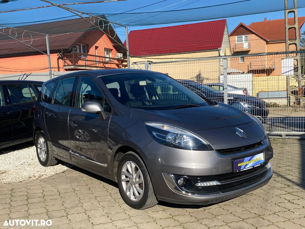Renault Grand Scenic - 1