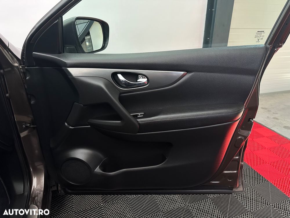 Nissan Qashqai 1.5 DCI N-CONNECTA - 26