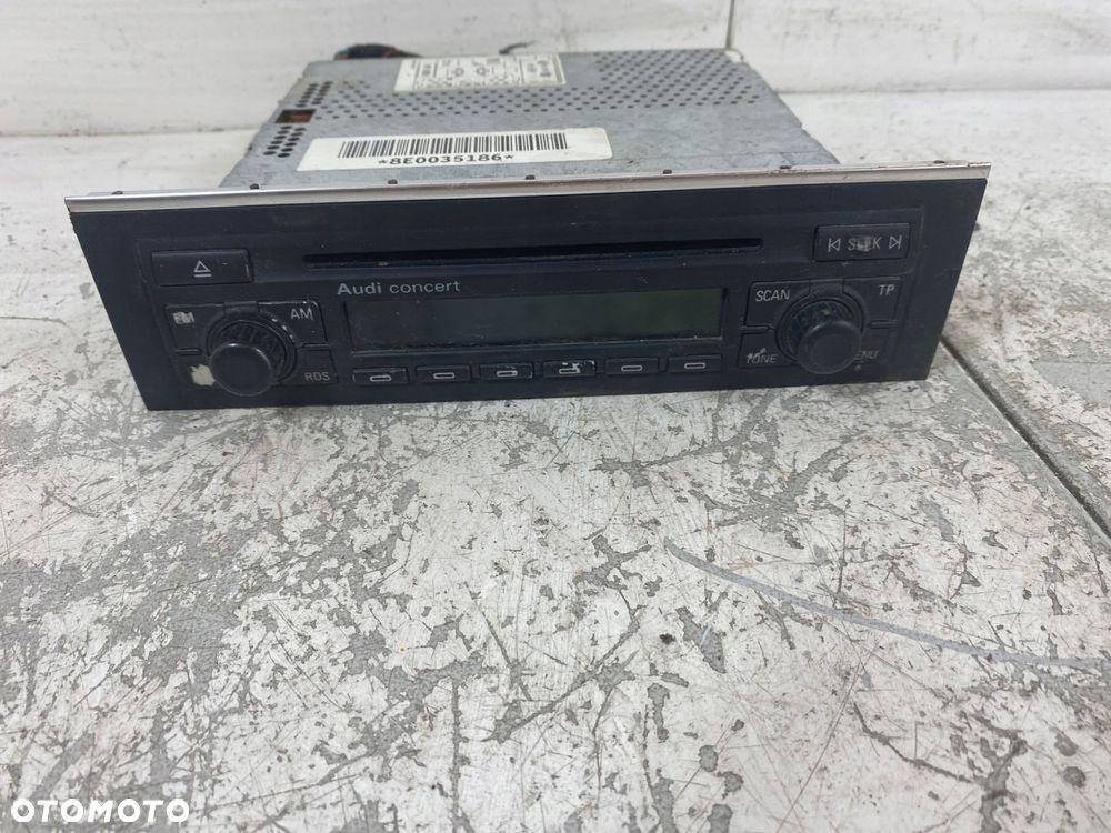 radioodtwarzacz radio center audi oe 8e0035186 - 1