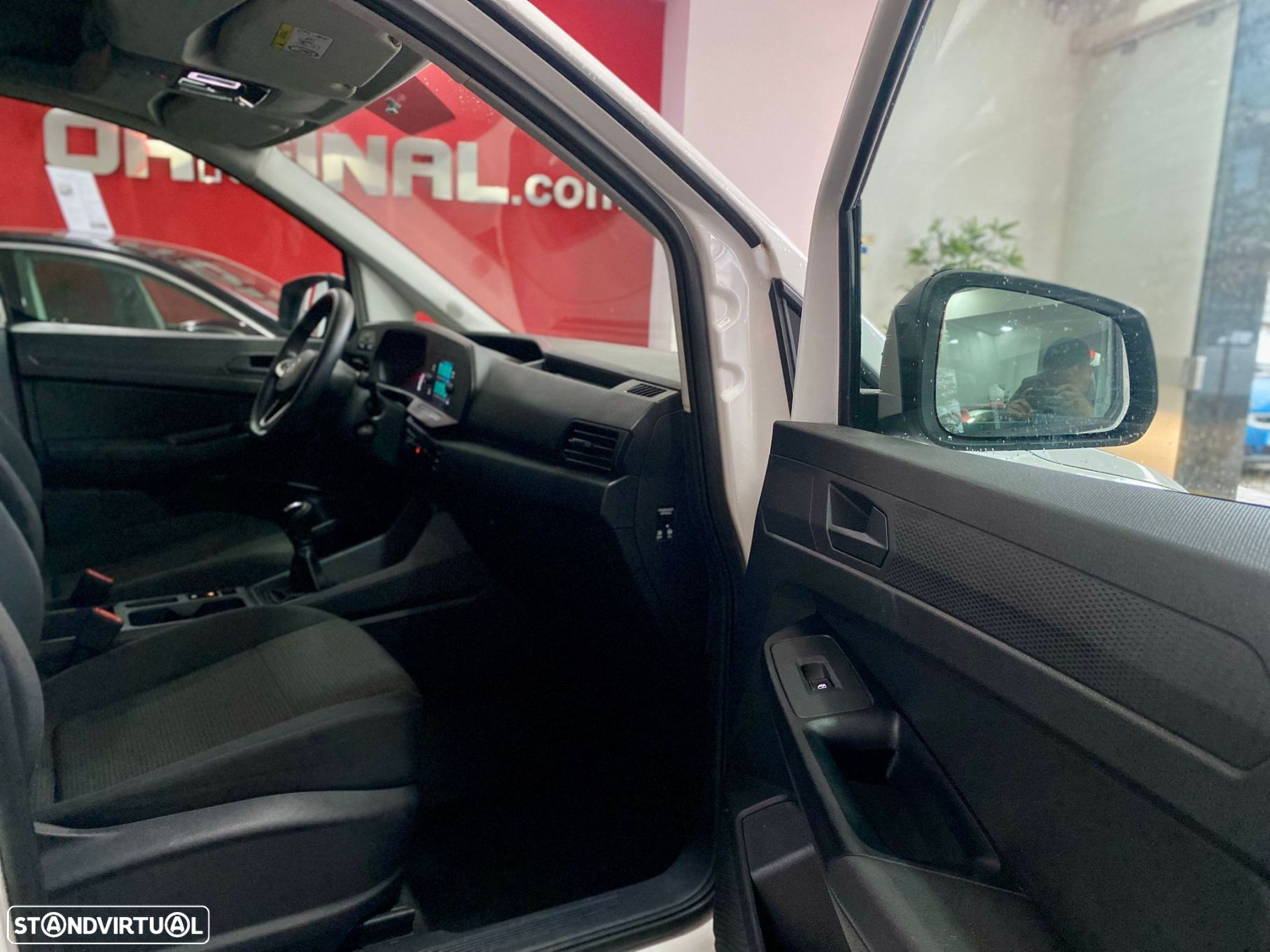 VW Caddy Maxi 2.0 TDI - 23