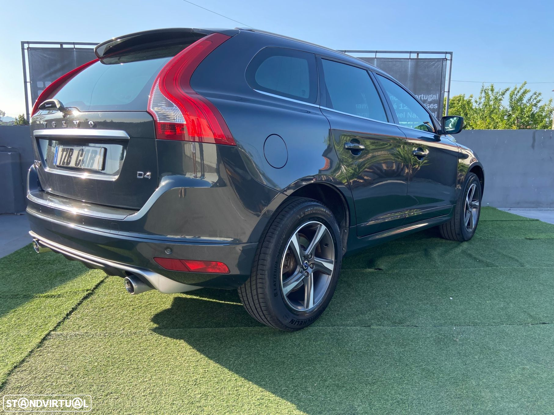 Volvo XC 60 2.0 D4 R-Design Momentum Geartronic - 5