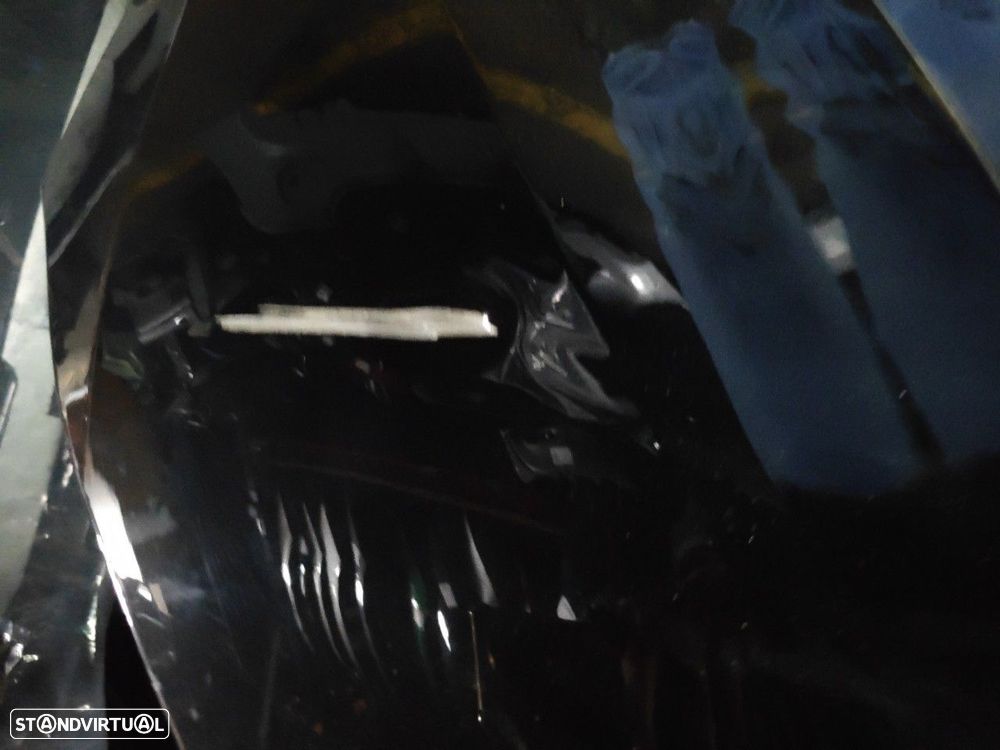 Capot / Capom / Capo Bmw 1 (F40) - 9