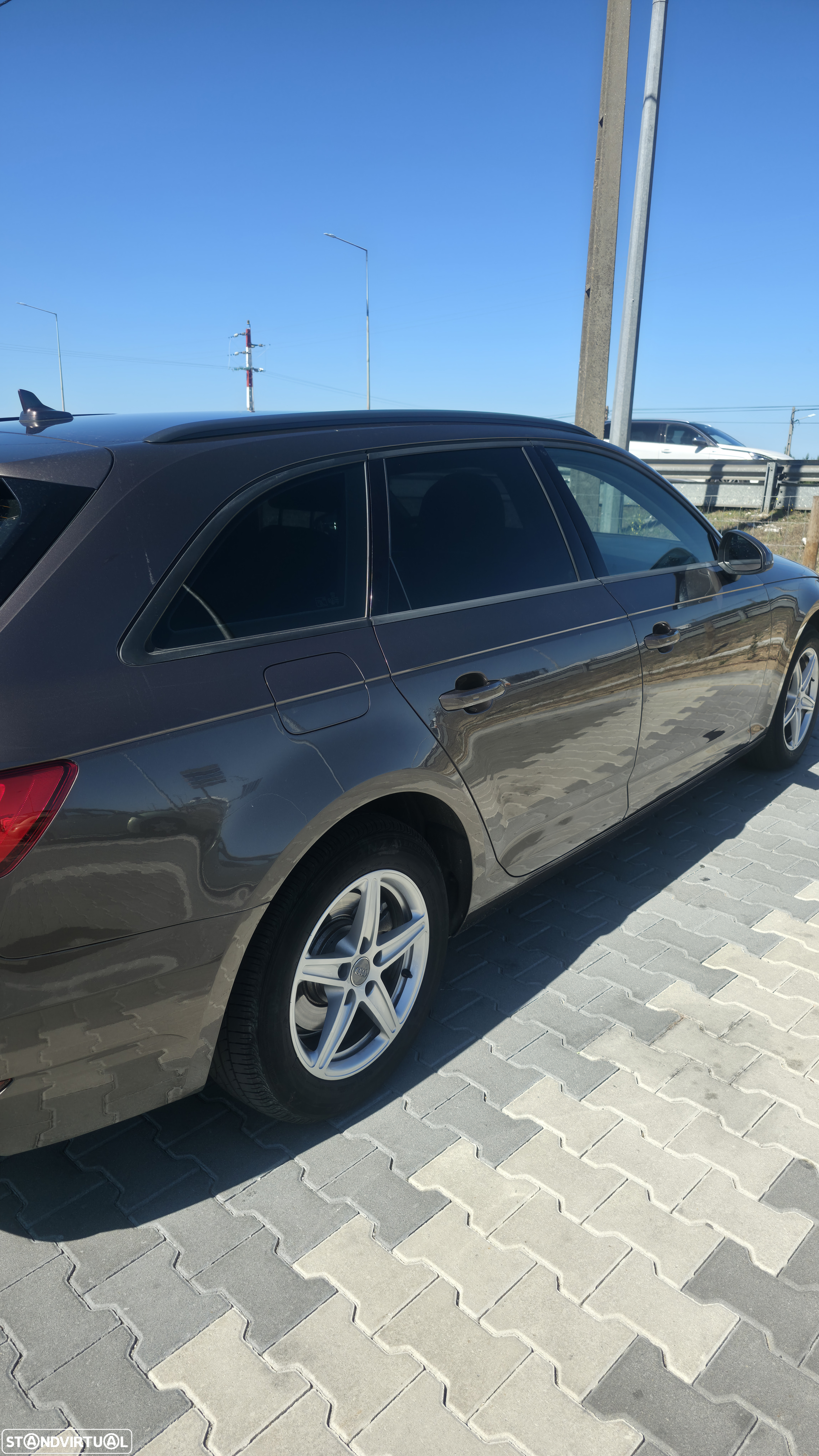 Audi A4 Avant 2.0 TDI Advance S tronic - 3