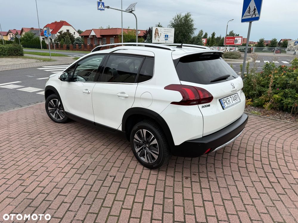 Peugeot 2008 PureTech 110 Stop&Start GT-Line Edition - 4