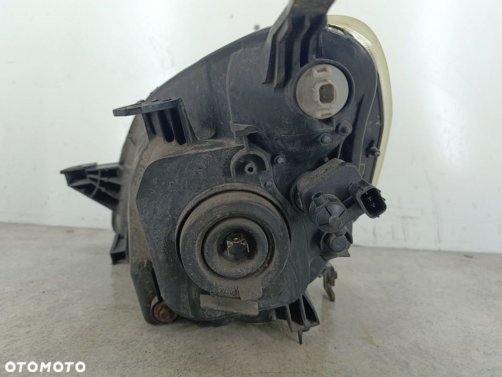 LAMPA PRZÓD PRAWA HONDA CR-V II 237978-00 - 6