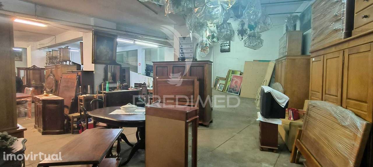 Garagem com 256m² no Centro de Vila Nova de Gaia - Grande imagem: 3/15
