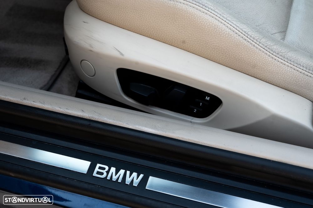 BMW 320 d Cabrio Exclusive - 13