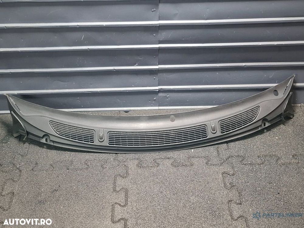 Grila stergatoare SKODA FABIA II 542 2006 - 2014 1.2 1.2 BBM, CHFA 5J1819415D - 2