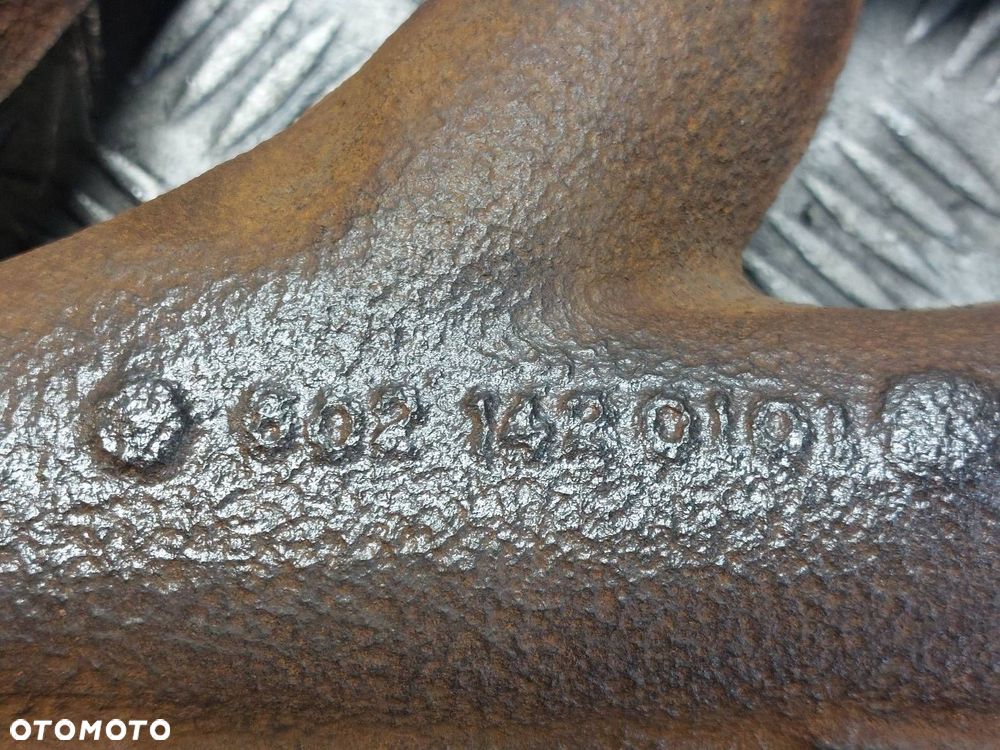 KOLEKTOR WYDECHOWY MERCEDES-BENZ T1 KACZKA 2.9 D 6021420101 - 2