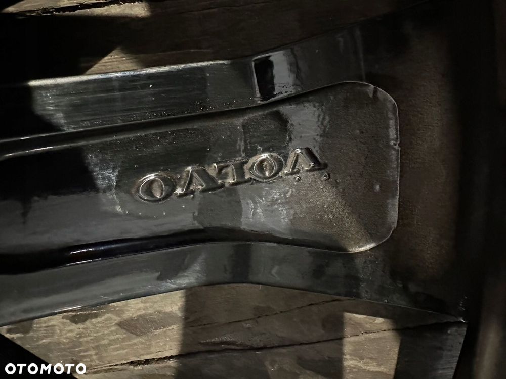 Felga Alu Volvo 21 ET 49,5 8,5j 32271569 1szt - 5