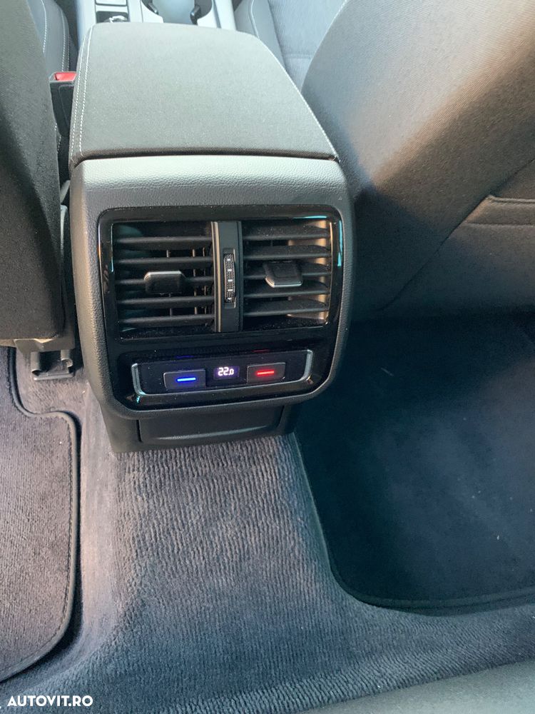 Volkswagen Passat Variant 2.0 TDI DSG (BlueMotion Technology) Highline - 9