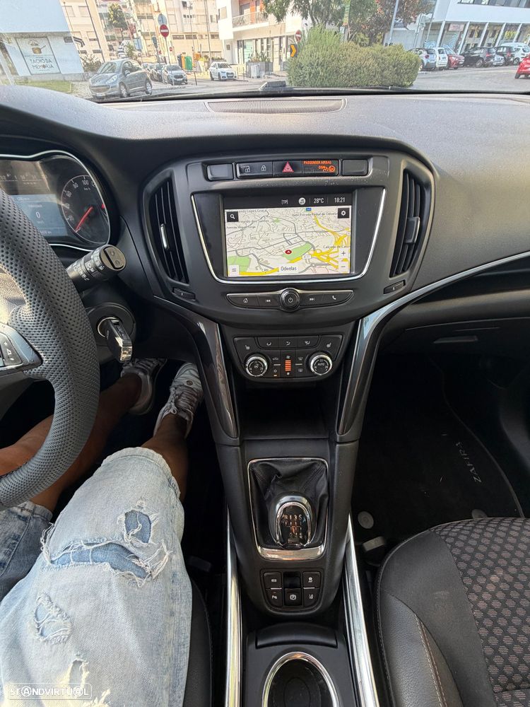 Opel Zafira 1.6 CDTi Dynamic S/S - 37