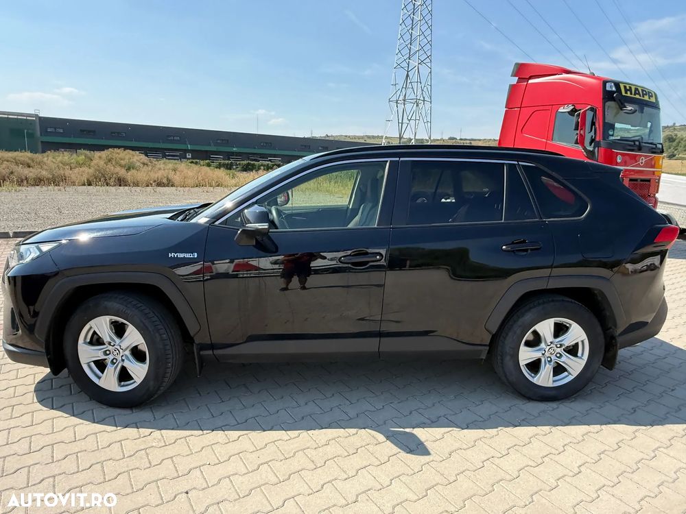 Toyota RAV4 - 5