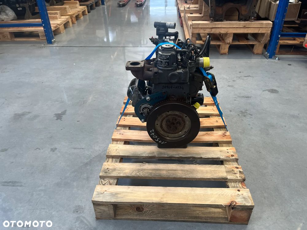 SILNIK KUBOTA D722 ET04 TIER 4 13.2 KW  7317 zł netto - 7