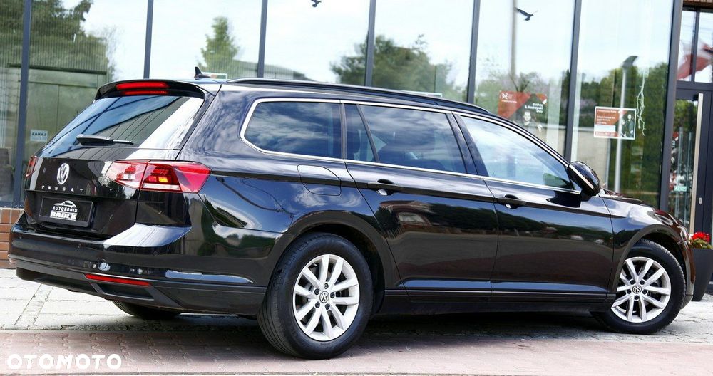 Volkswagen Passat - 7