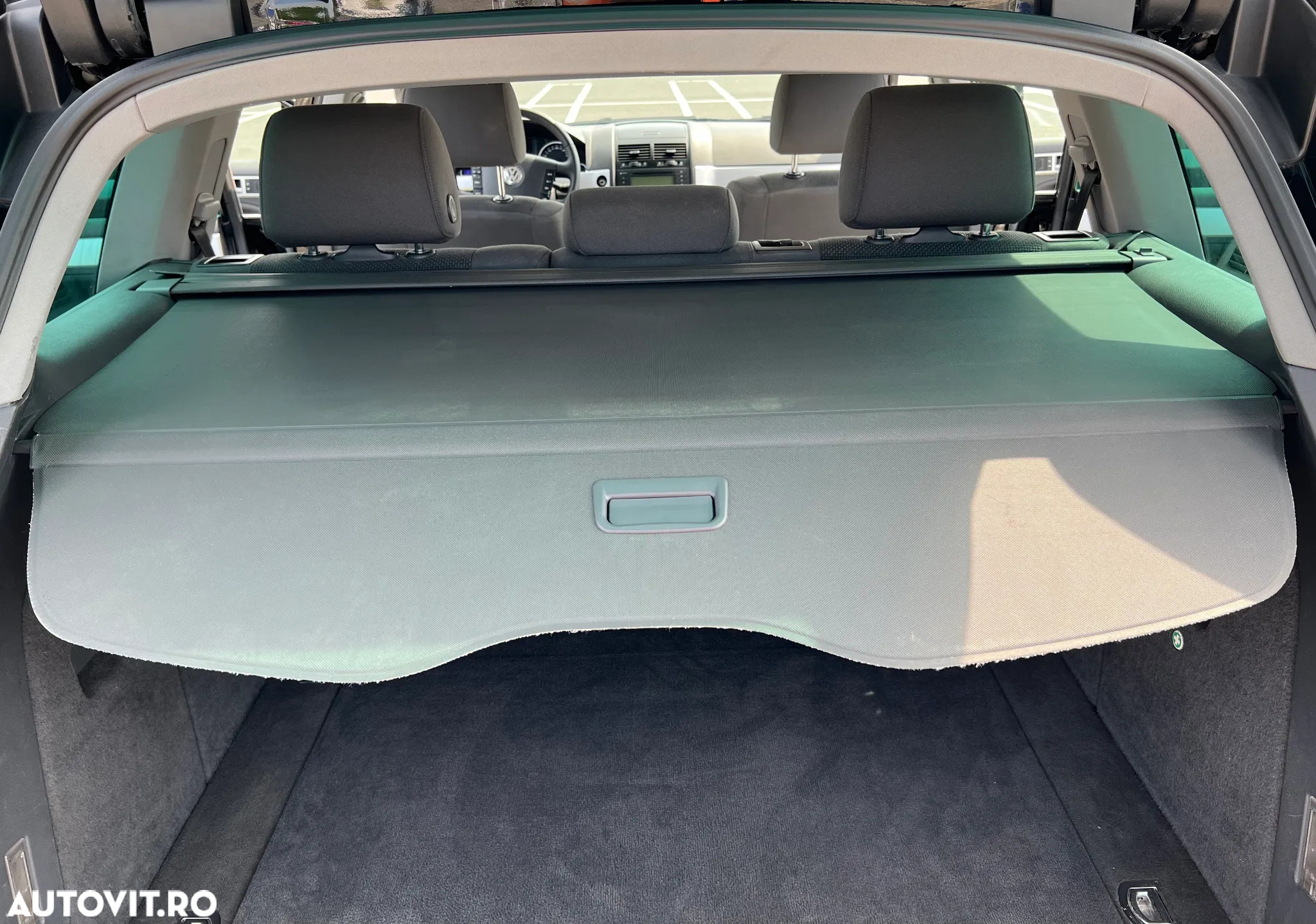 Volkswagen Touareg - 28