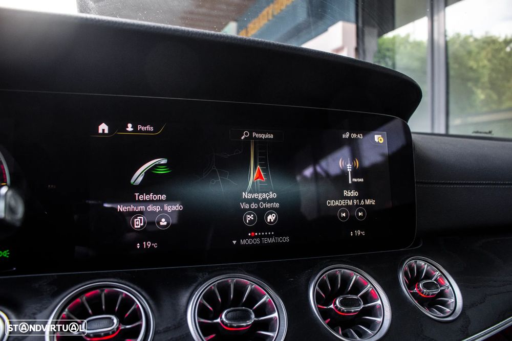 Mercedes-Benz E 220 d AMG Line Aut. - 38